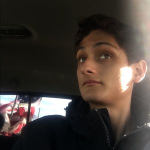 Meet your Posher, Grant